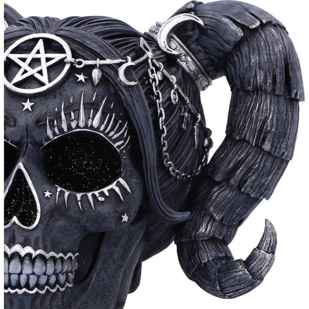 Drop Dead Gorgeous - Solve and Coagula Baphomet Doll Skull B6591Y3