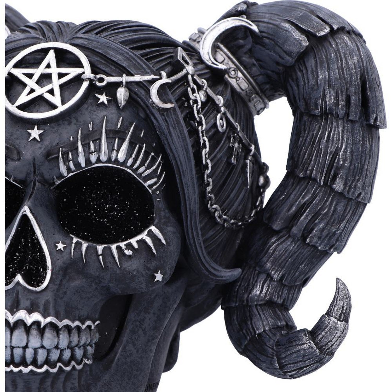 Drop Dead Gorgeous - Solve and Coagula Baphomet Doll Skull B6591Y3