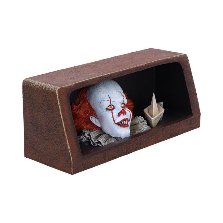 IT Pennywise Clown Drain Figurine B6670B24
