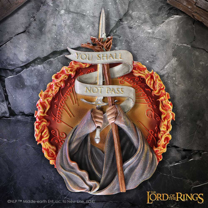 Lord of the Rings You Shall Not Pass Wall Plaque B6672B24