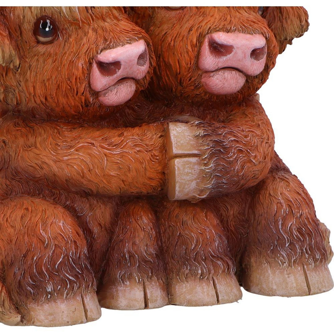 Highland Cow Hug Figurine B6901C24