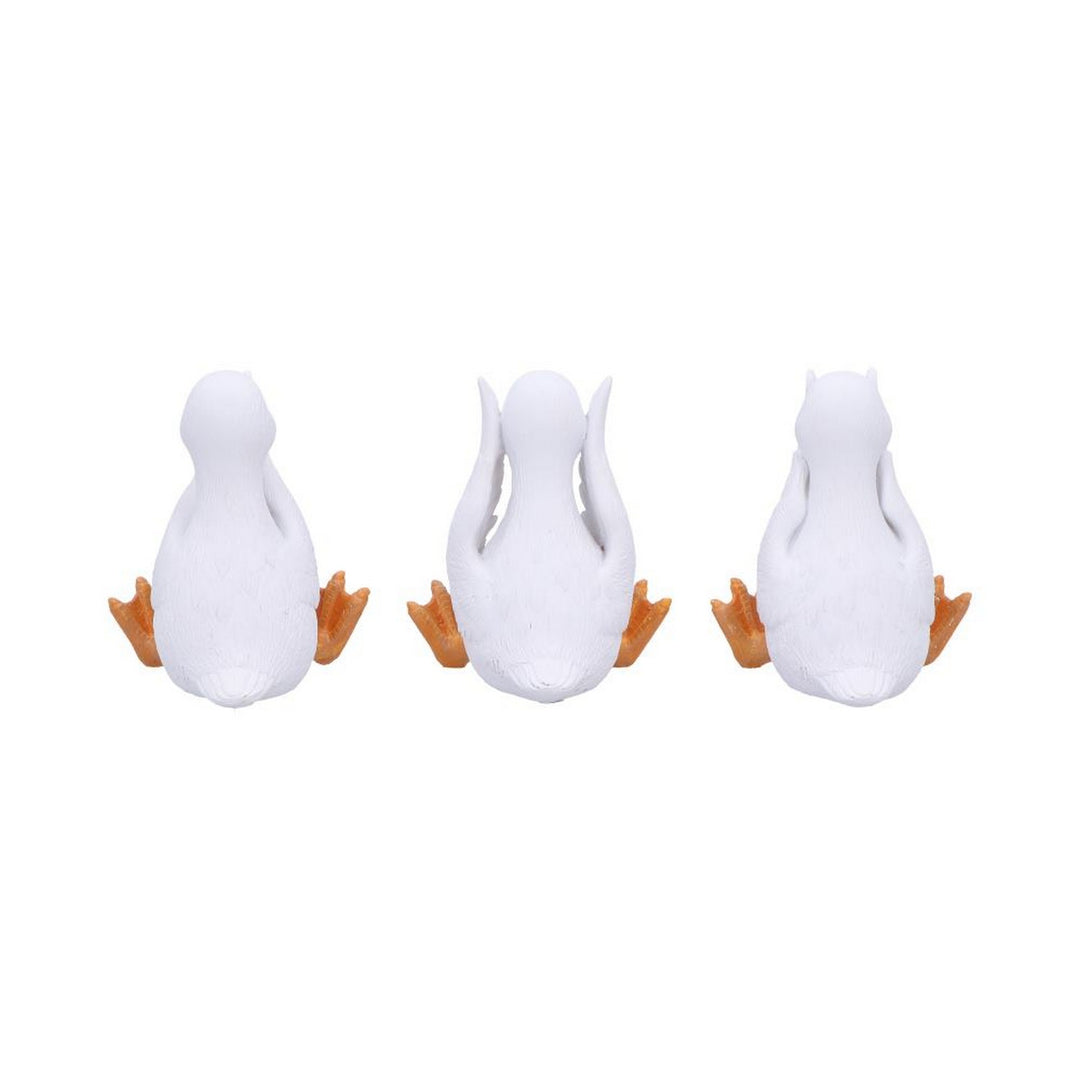 Three Wise Goofy Geese Figurines in See no, Hear no, Speak no evil poses B6948A25
