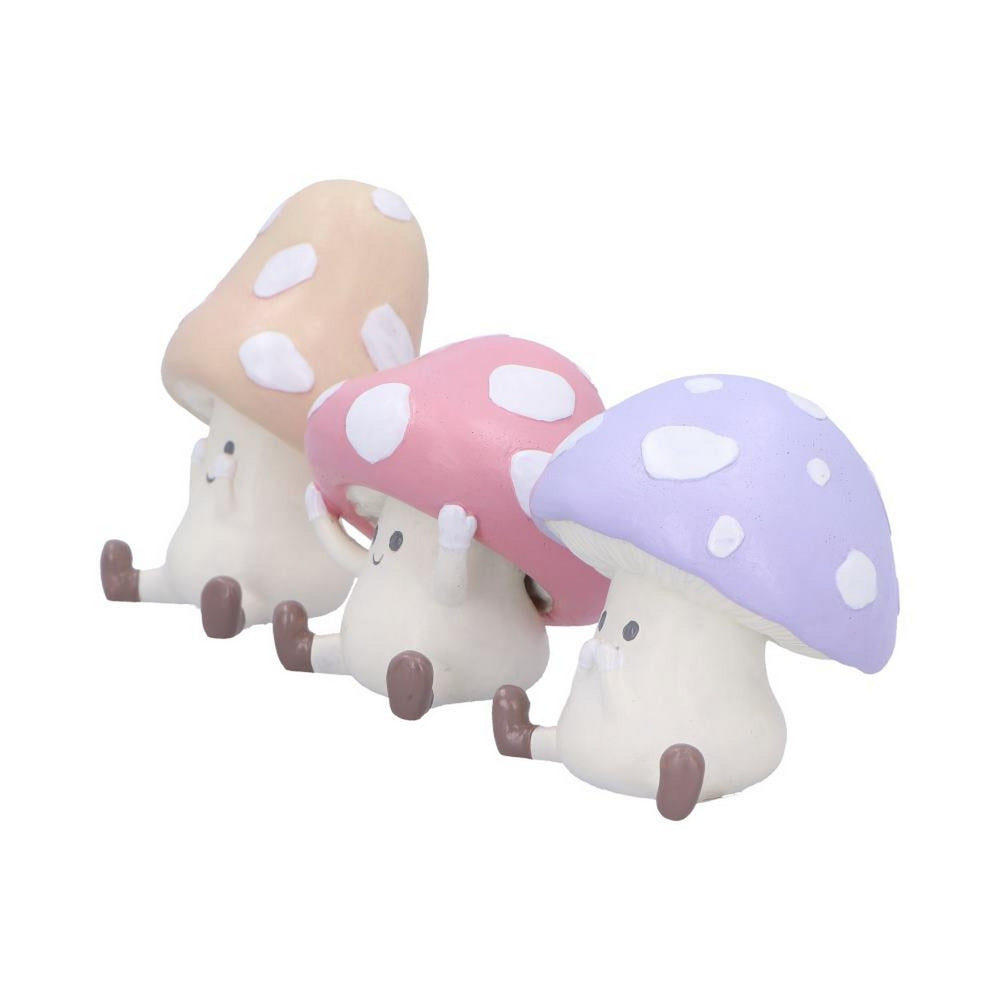 Three Wise Multicoloured Toadstool Figurines in See no, Hear no, Speak no evil poses B6949A25