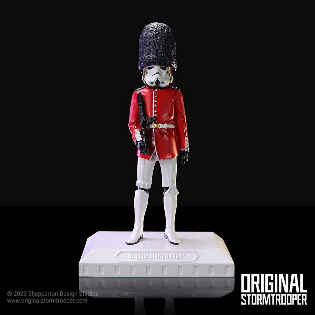 Original Stormtrooper Royal Guard Figurine B6976A25