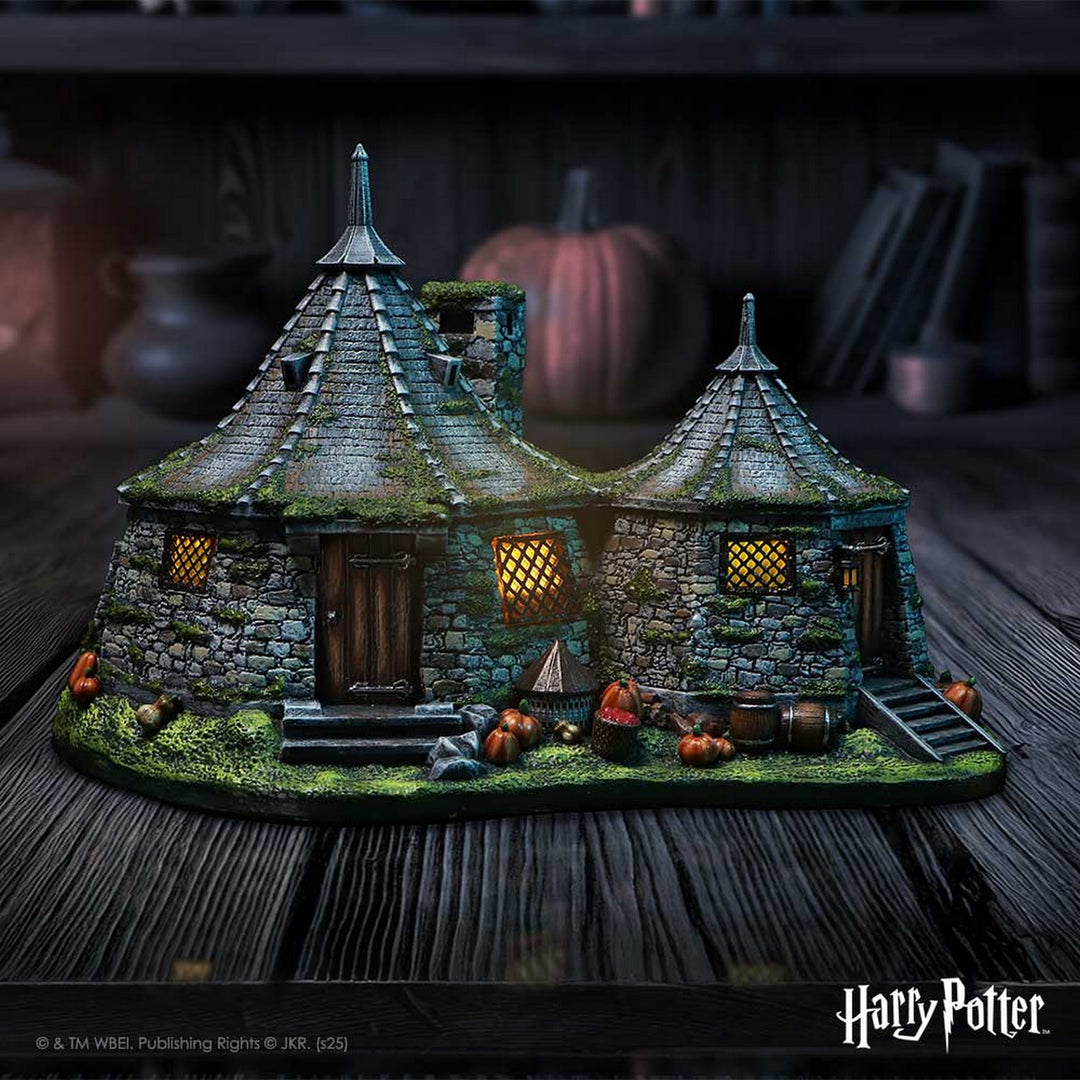 Harry Potter Hagrids Hut Light up LED Figurine 13cm B7238C25