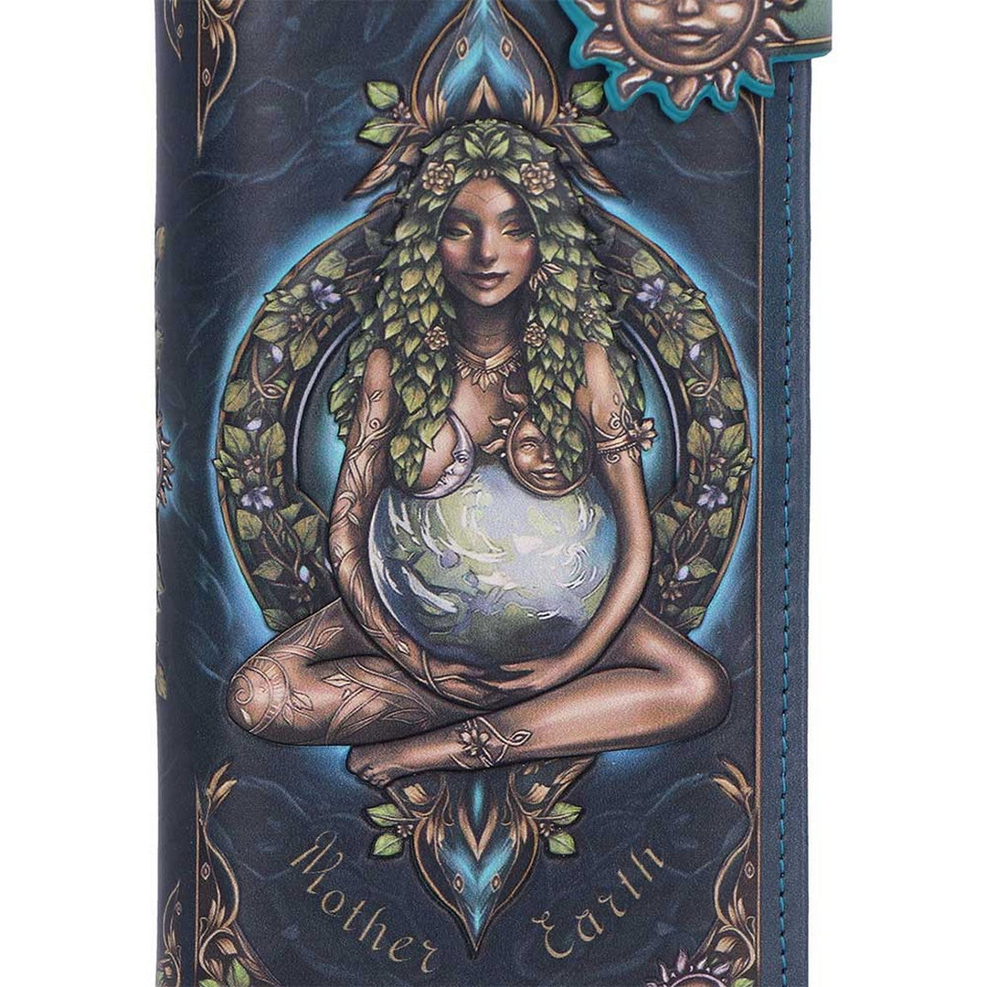 Mother Earth Embossed Purse 18.5cm B7371A26