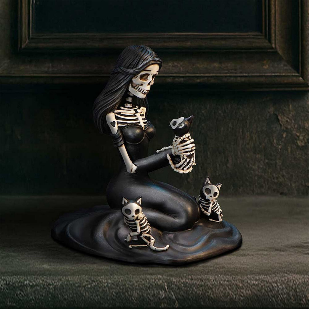 Eternal Affection Skeletal Figurine 12.5cm B7386A26