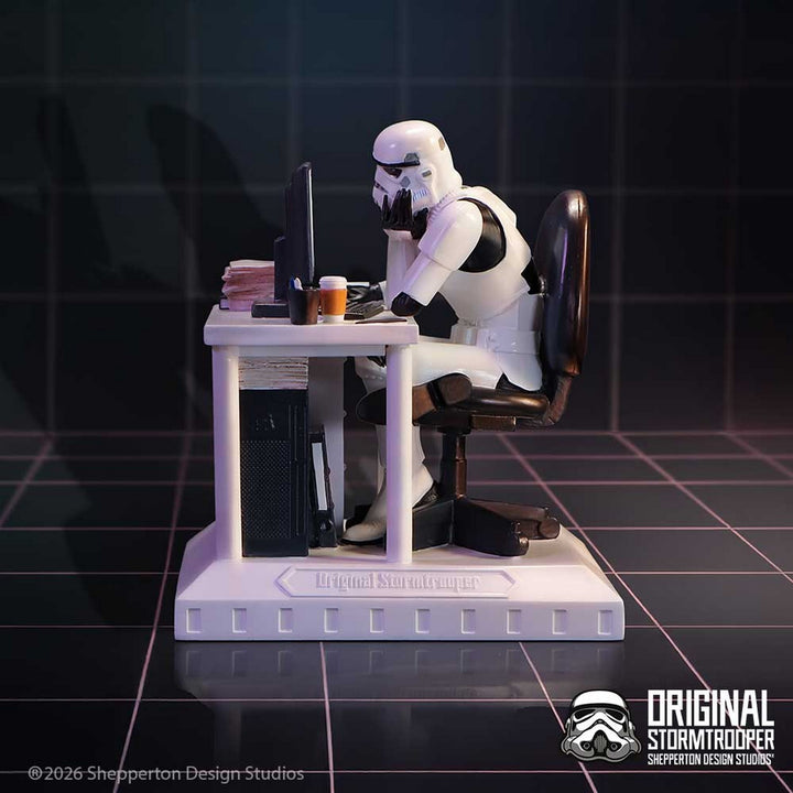 Officially Licensed Stormtrooper Slave to the Wage Figurine 13.7cm B7529B26