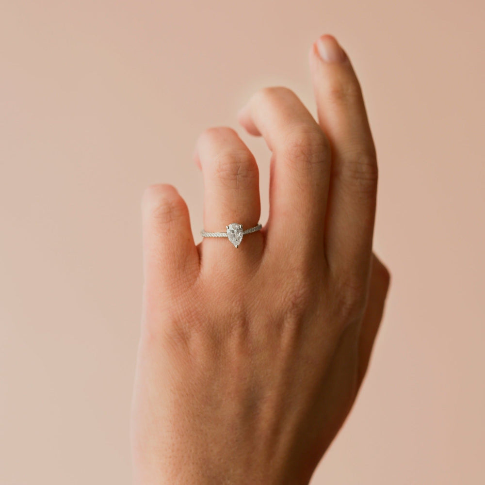 Rachel | 9ct White Gold 0.75ct tw Pear Lab Grown Diamond Engagement Ring