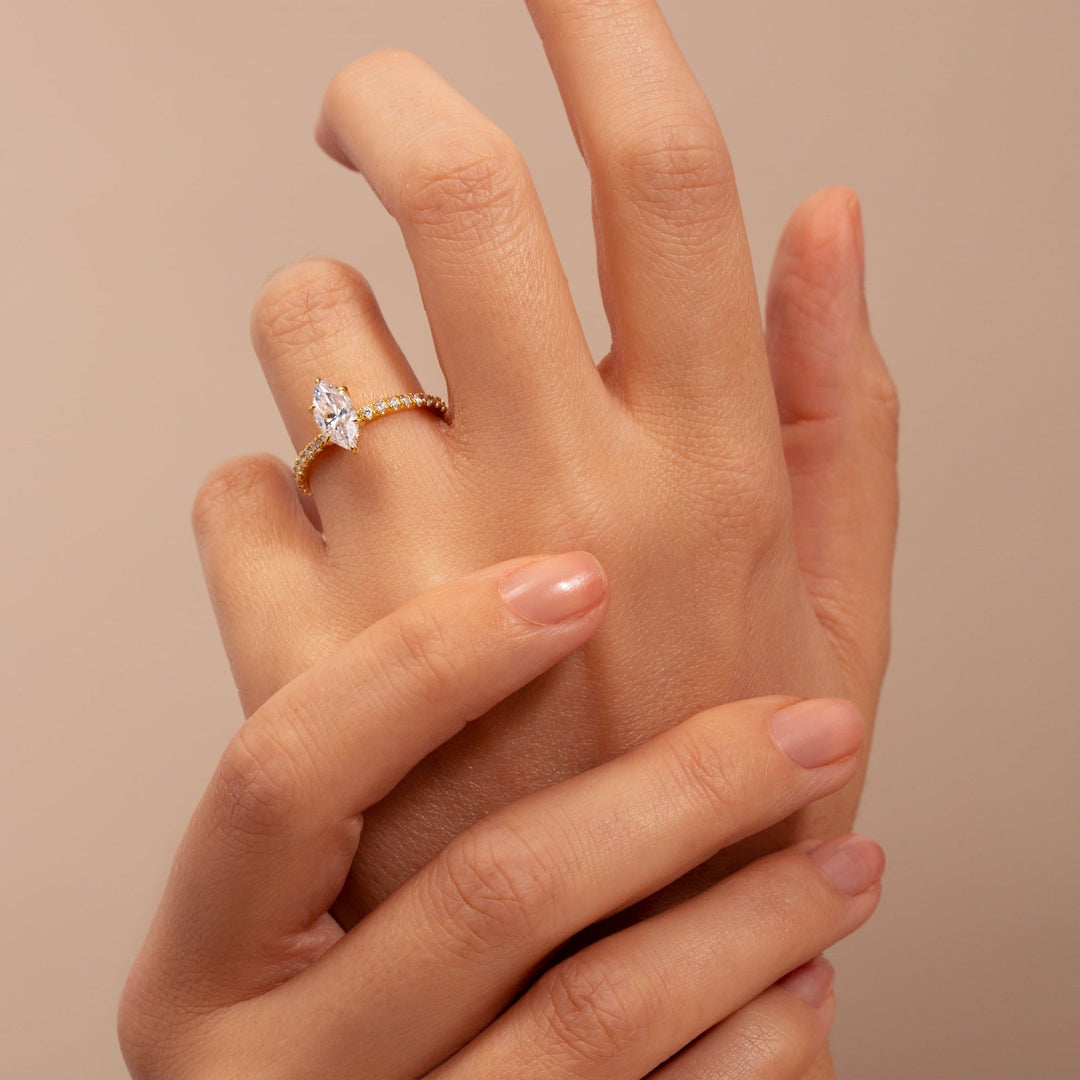Maeve | 18ct Yellow Gold 1ct tw Marquise Hidden Halo Lab Grown Diamond Ring