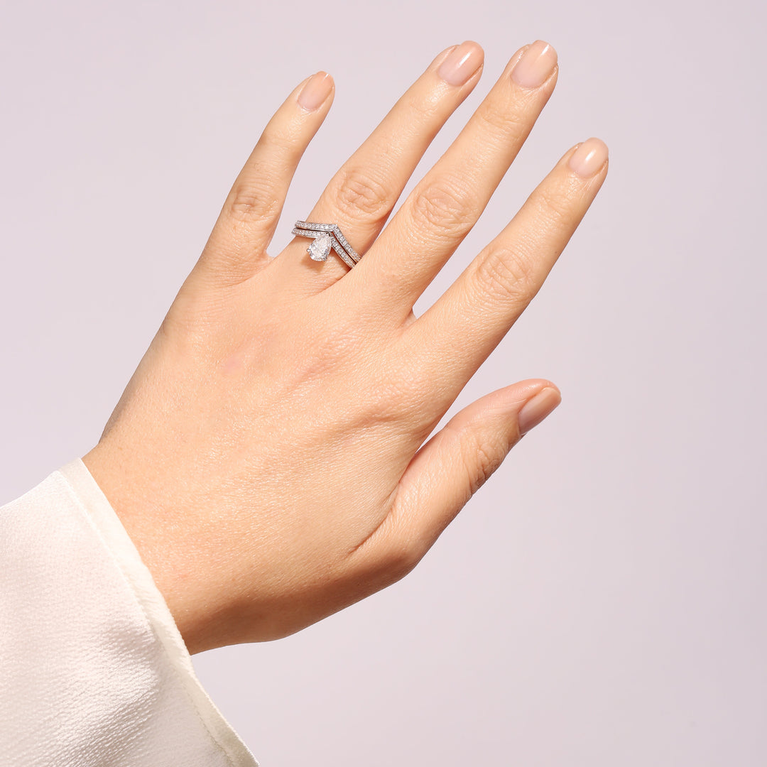 Mayu | 9ct White Gold 0.12ct tw Lab Grown Diamond Wishbone Wedding Band