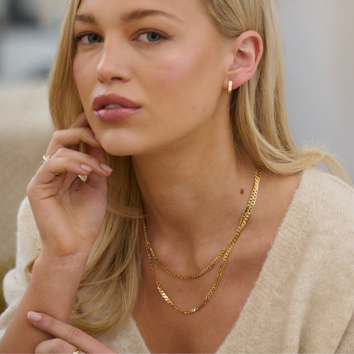 9ct Yellow Gold Solid Curb Chain Necklace (3.75mm) 20 inch