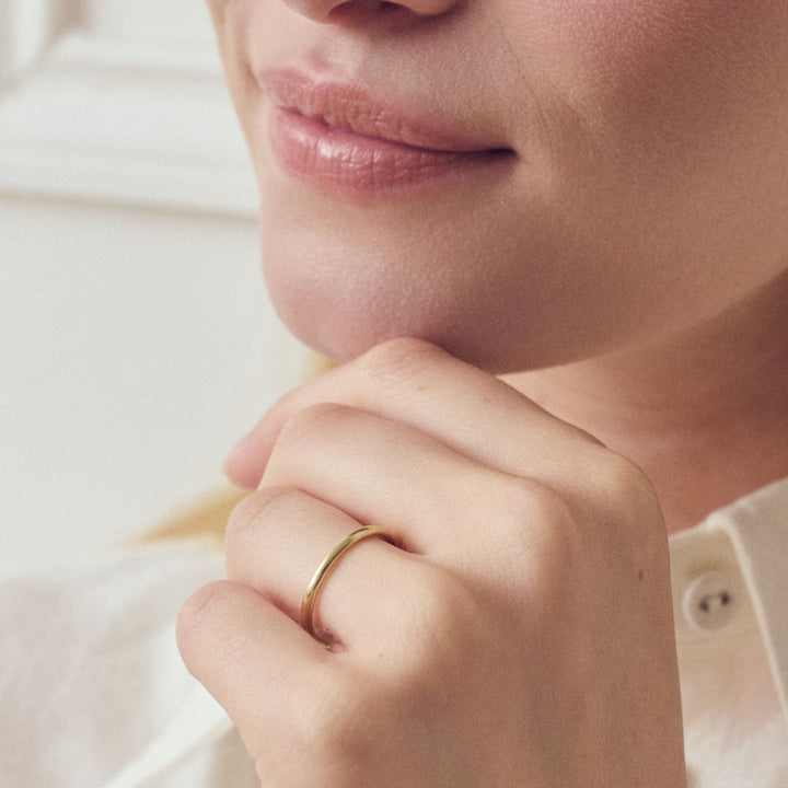 Classic 9ct Yellow Gold Court Wedding Band Ring - 2mm