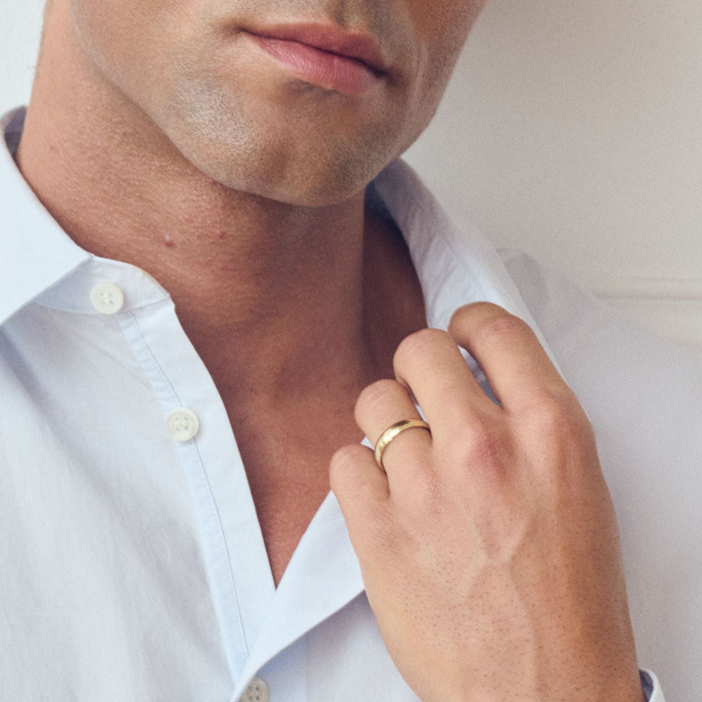 Classic 9ct Yellow Gold Court Wedding Band Ring - 4mm