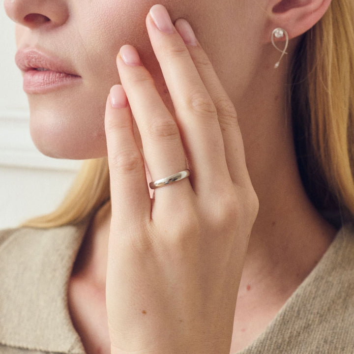 Classic 9ct White Gold Court Wedding Band Ring - 3mm