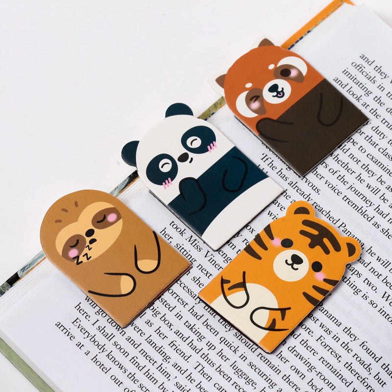 Adoramals Wild Shaped Magnetic Bookmark Set BOOK15