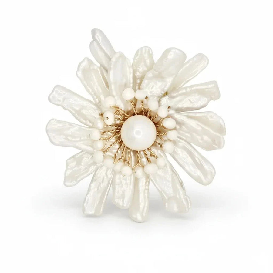 Baroque Pearls Daisy Brooch