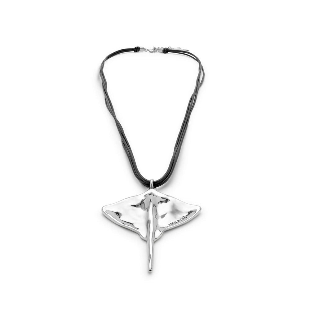 Metal Alloy Sterling Silver Plated Leather Stingray Pendant COL1929MTL000