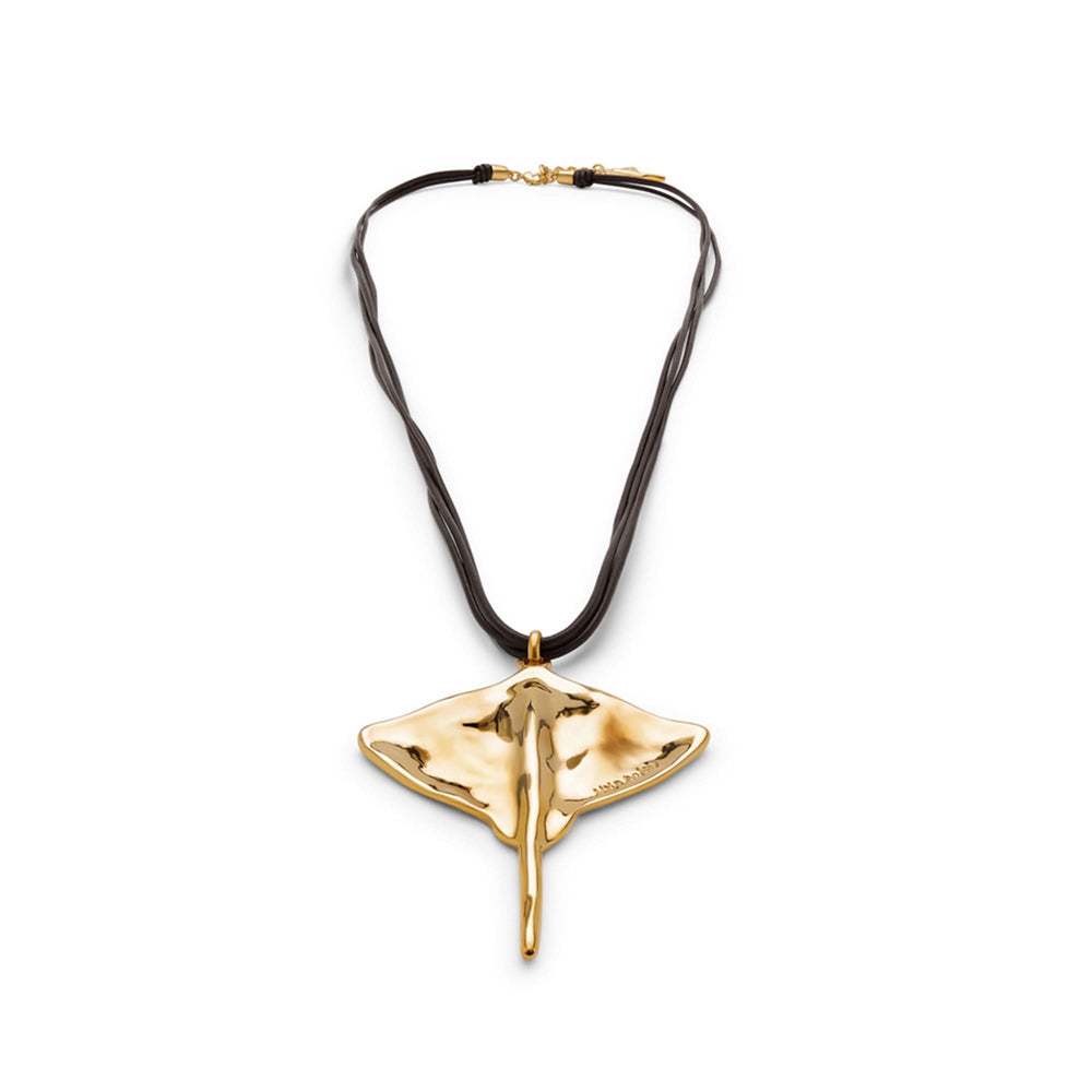 Metal Alloy 18K Gold Plated Leather Stingray Pendant COL1929ORO000