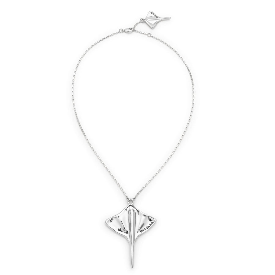 Metal Alloy Sterling Silver Plated Short Chain Stingray Pendant COL1930MTL000