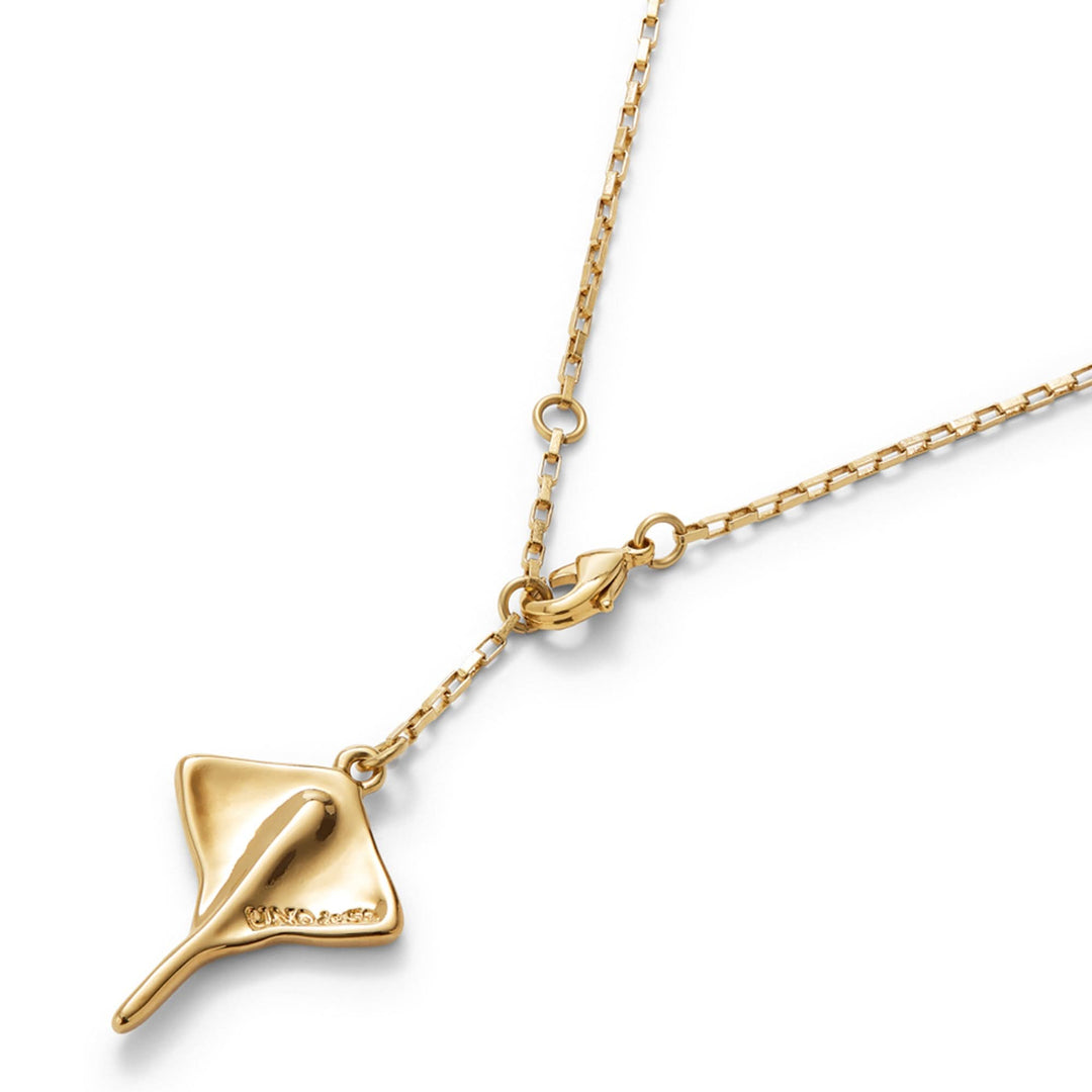 Metal Alloy 18K Gold Plated Short Chain Stingray Pendant COL1930ORO000
