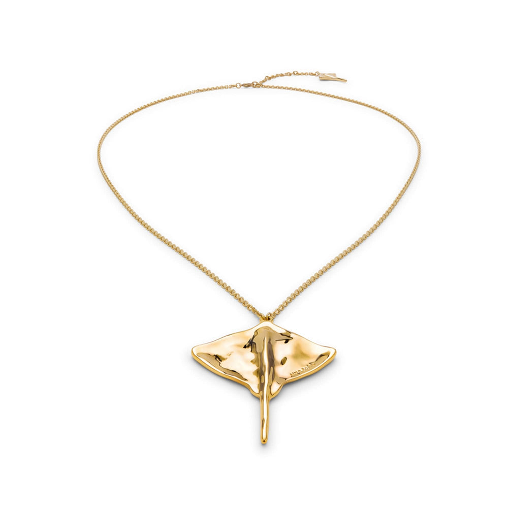 Metal Alloy 18K Gold Plated Long Chain Stingray Pendant COL1931ORO000