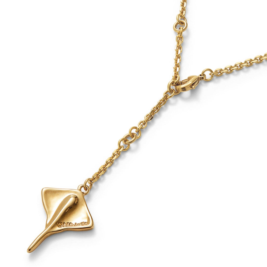 Metal Alloy 18K Gold Plated Long Chain Stingray Pendant COL1931ORO000