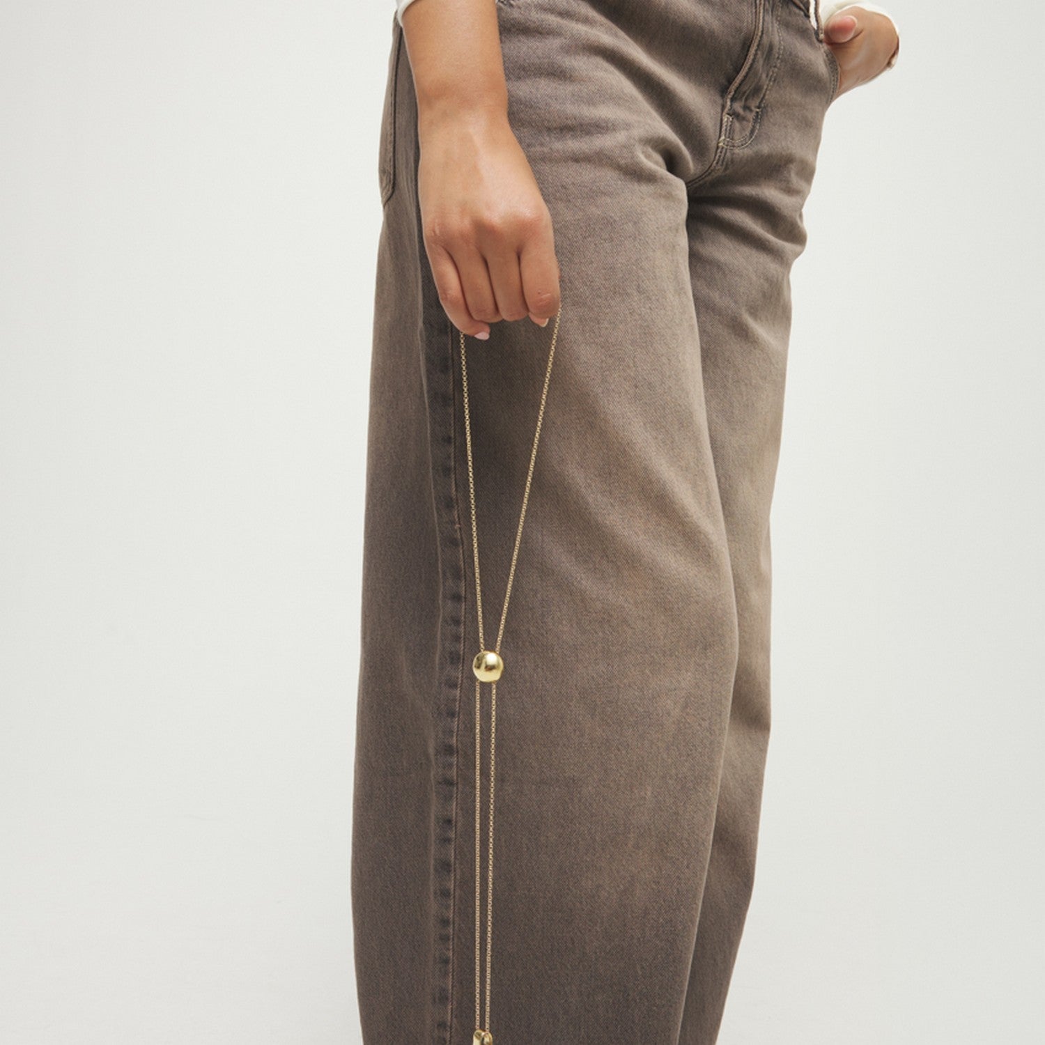 18K Gold-Plated Metal Alloy Height-Adjustable Chain And Two Hanging Weights Necklace COL2055ORO000