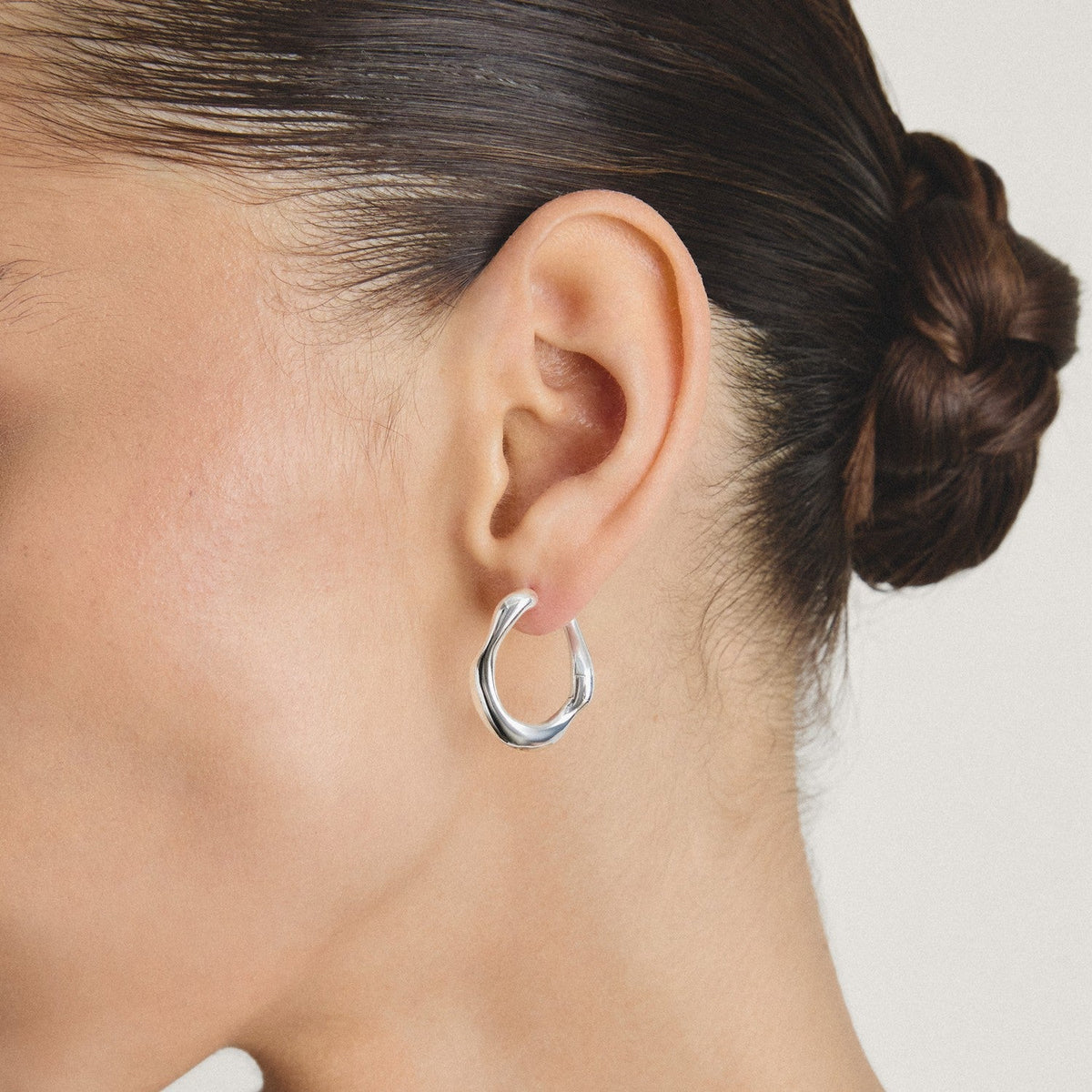 Thomas Sabo Sterling Silver Bold Elegance Hoop Earring CR754-001-21