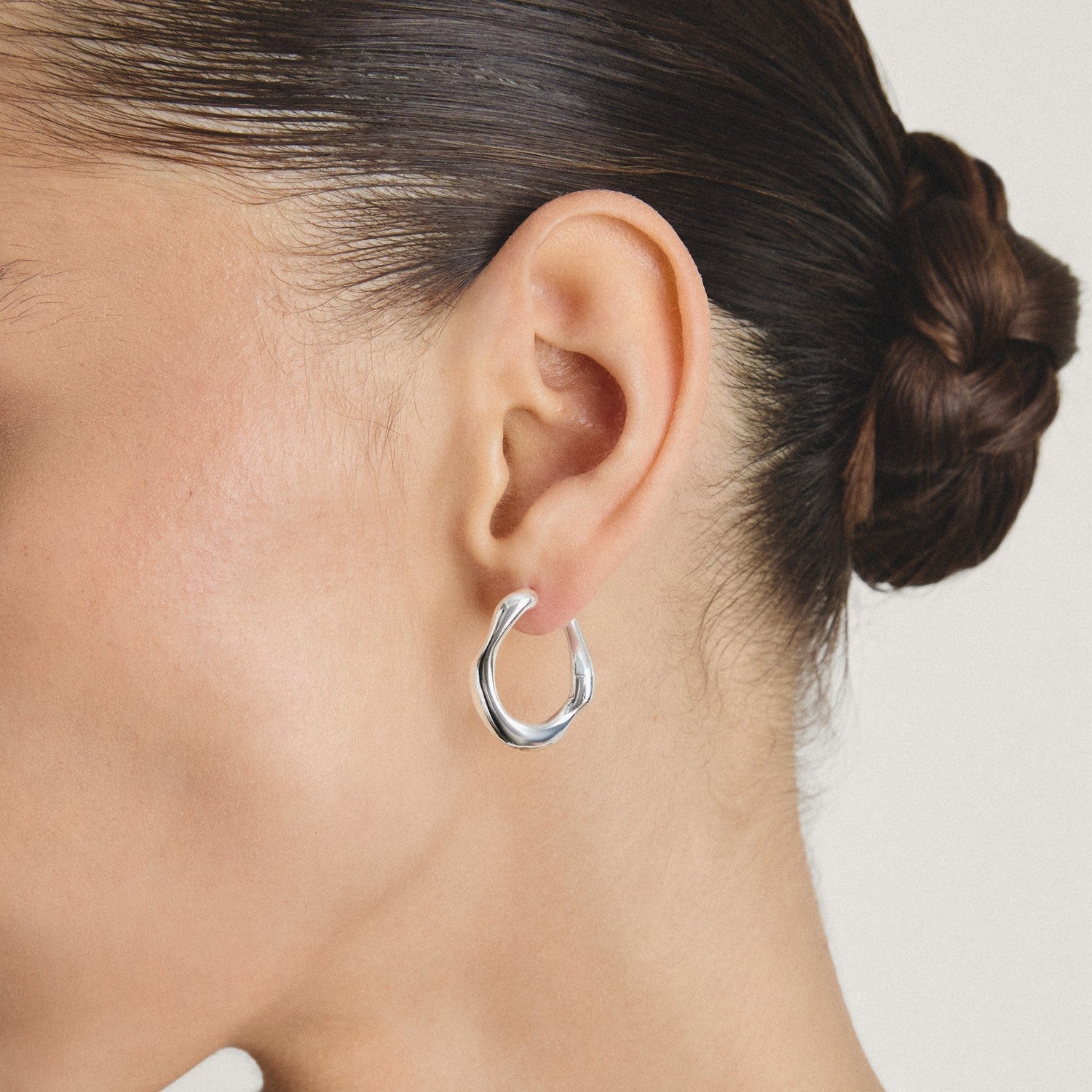 Thomas Sabo Sterling Silver Bold Elegance Hoop Earring CR754-001-21