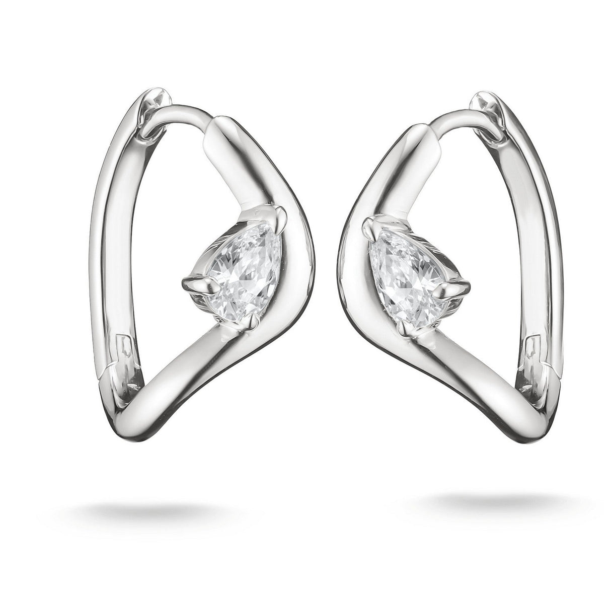 Thomas Sabo Sterling Silver Fluid Elegance Hoop Earring CR763-051-14