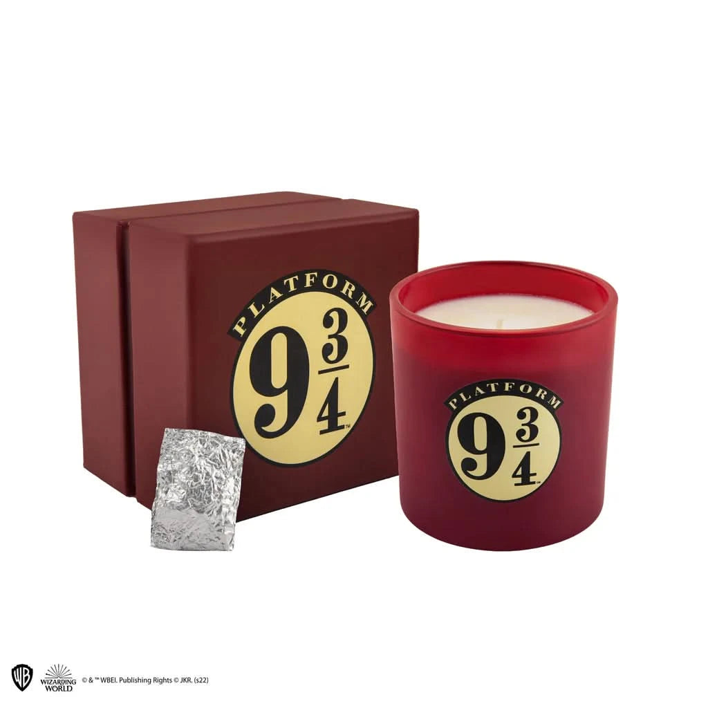 Platform 9_ Scented Candle With Necklace CR2157