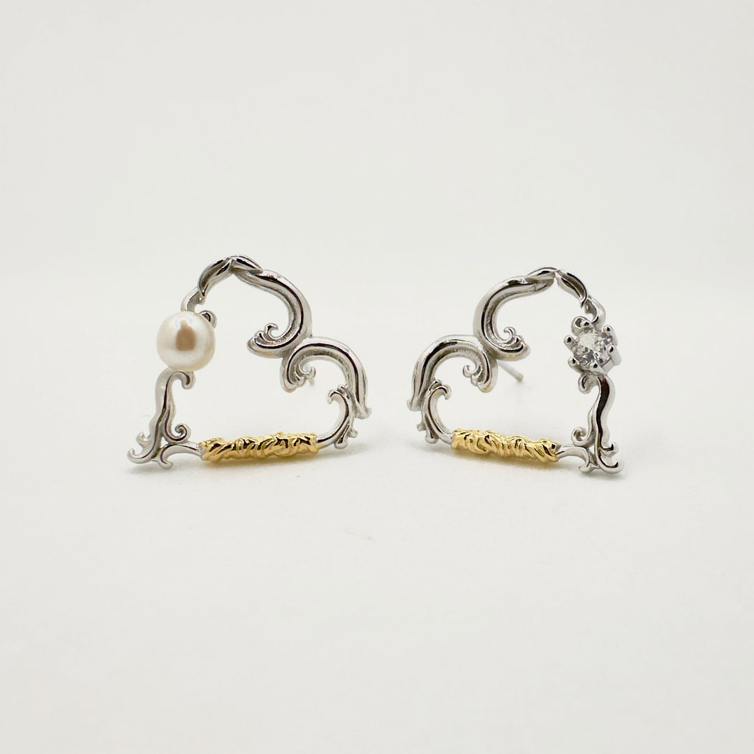 Charlotte Heart Silver Pearl Earrings