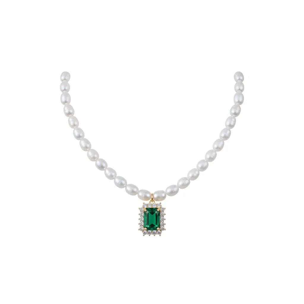 Choker Pearl  Necklace with Emerald Green Crystal Pendant