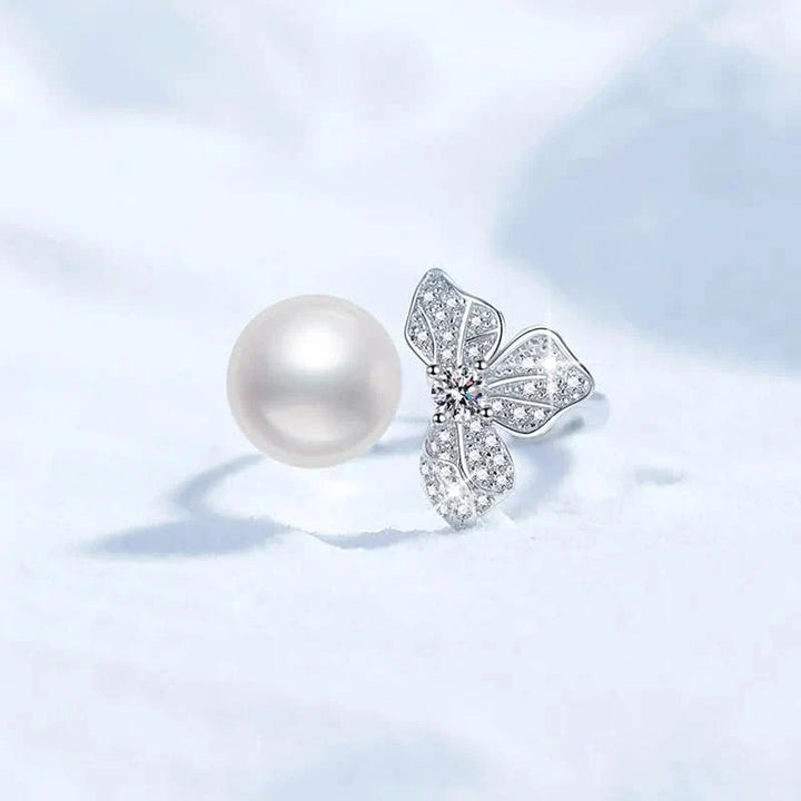 Clover Pearl Silver Ring