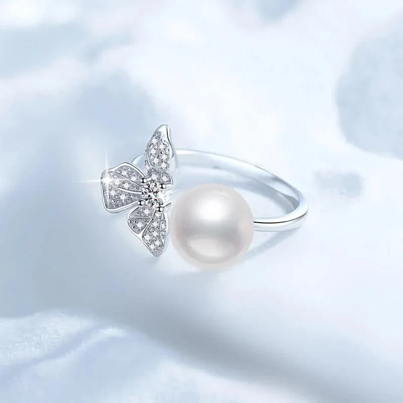 Clover Pearl Silver Ring