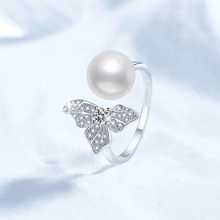 Clover Pearl Silver Ring