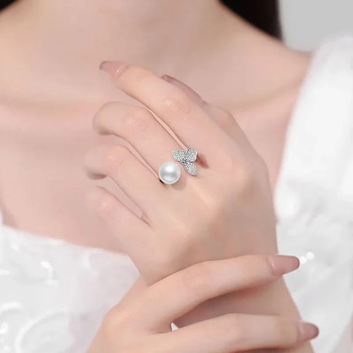 Clover Pearl Silver Ring