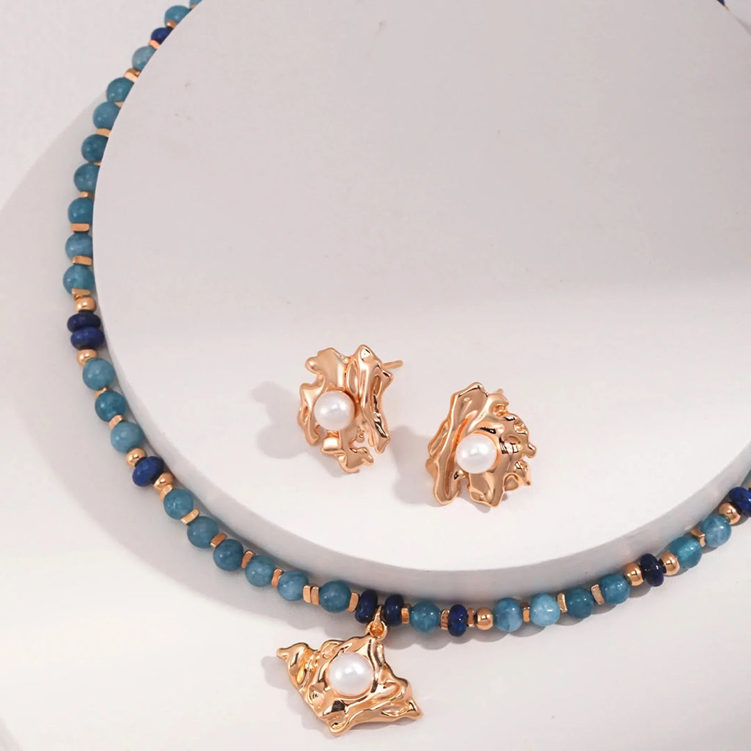 Lapis lazuli gold pearl pendant necklace