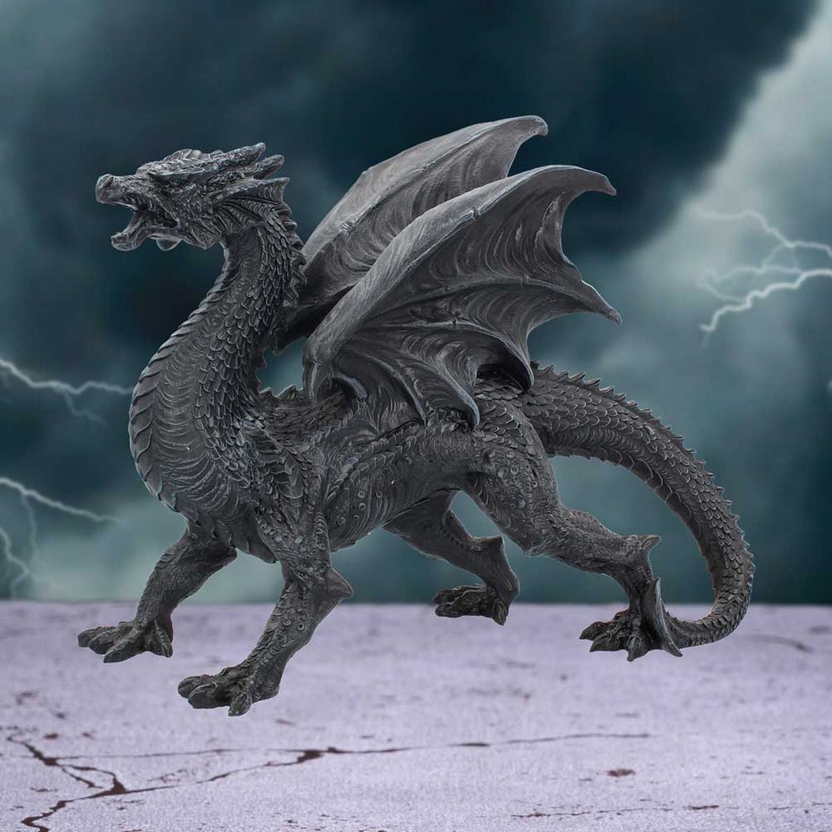 Nemesis Now Obsidian Dragon Watcher 31cm D1242D5