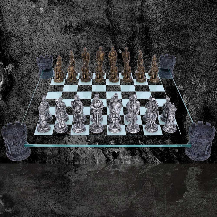 Raised Medieval Knight Chess Set With Corner Towers 43cm D1824E5