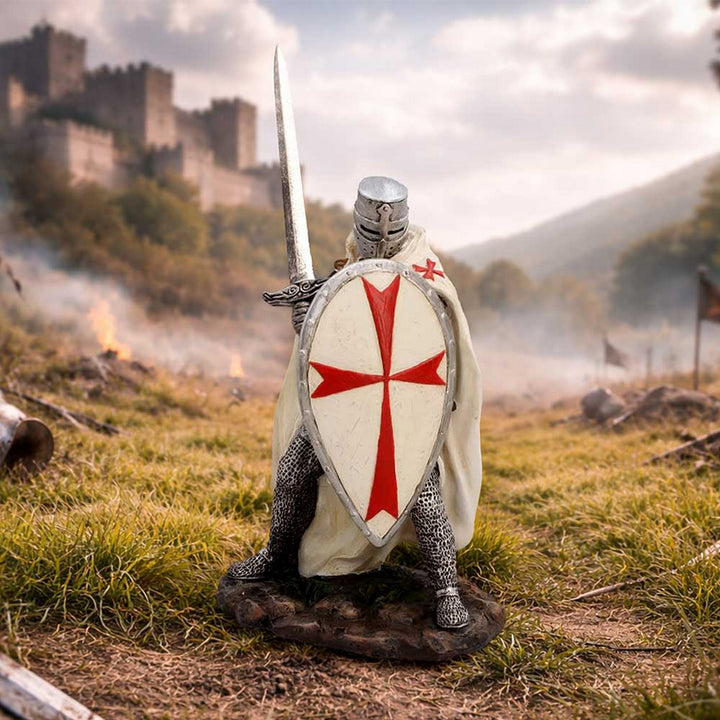 White Knight Templar Figurine 18.5cm D7623B26