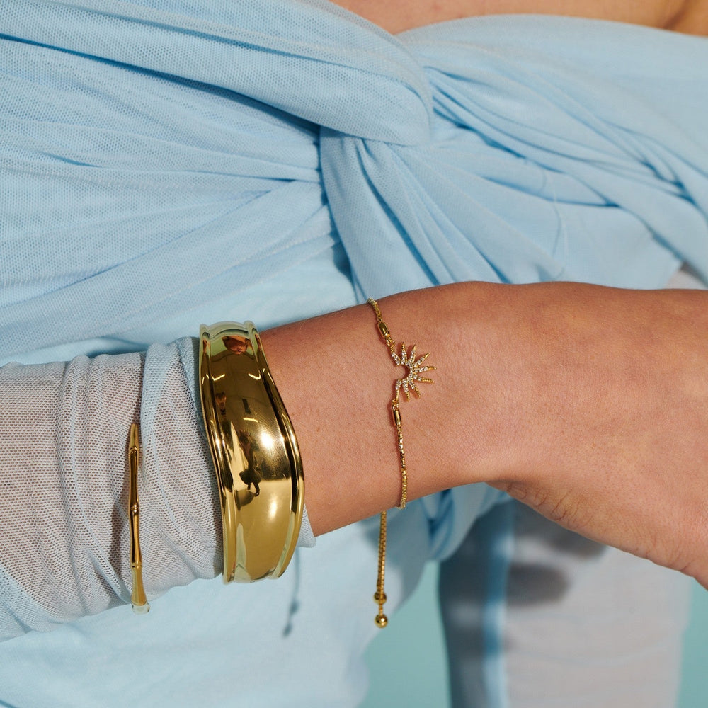 HD x Gold Plateden Edit Sterling Silver 18ct Gold Plated White Topaz SOL Statement Bracelet DL725