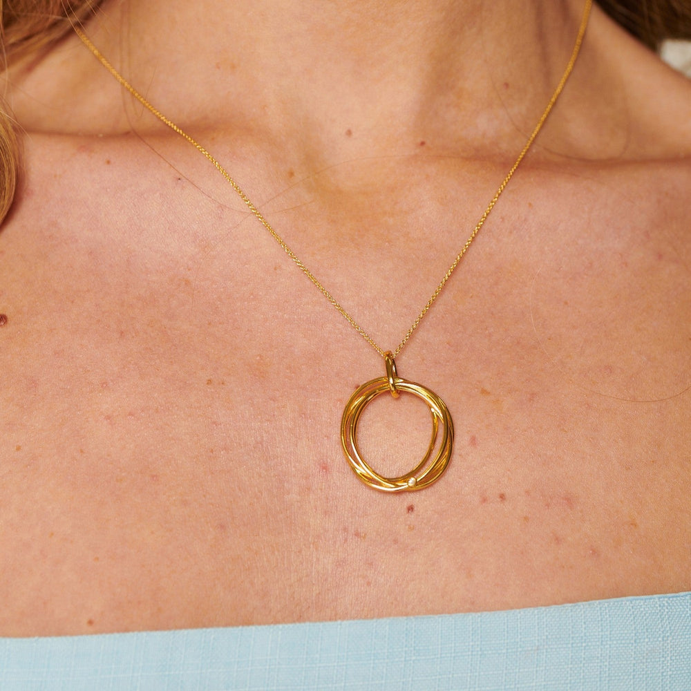 HD x Gold Plateden Edit Sterling Silver 18ct Gold Plated String Pendant DP1109