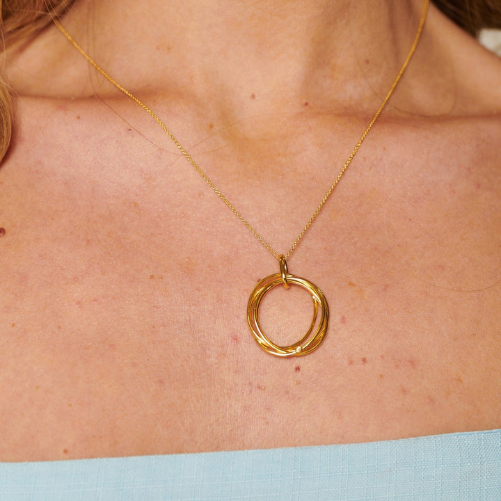 HD x Gold Plateden Edit Sterling Silver 18ct Gold Plated String Pendant DP1109