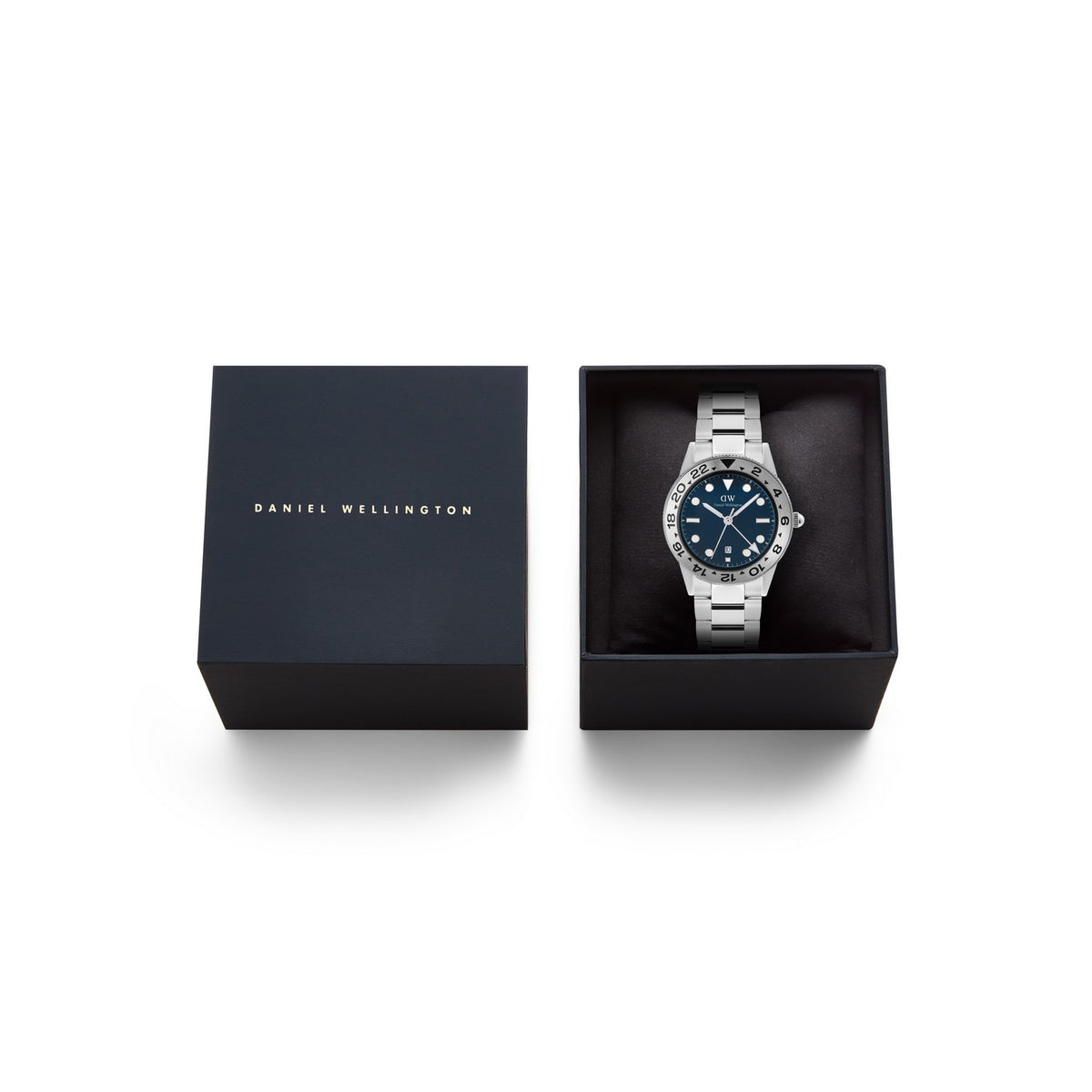 Daniel Wellington watch in a black box on a white background