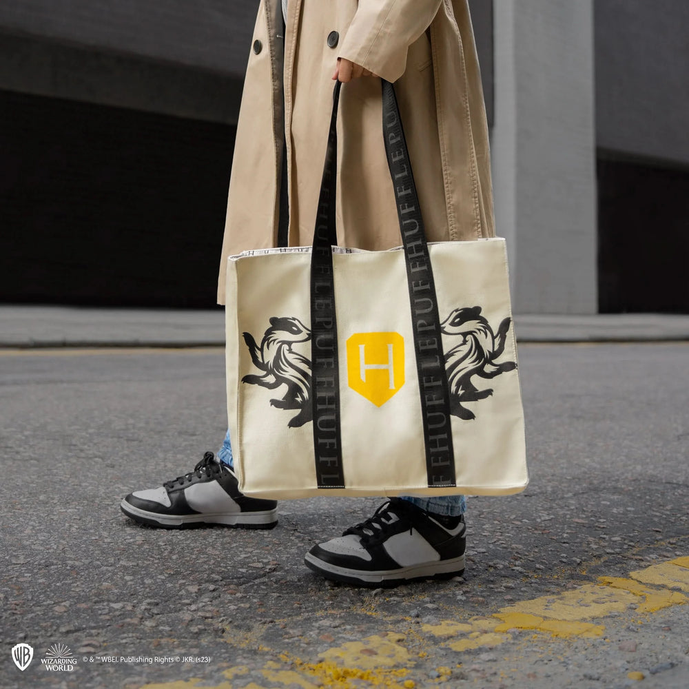 Harry Potter Hufflepuff Deluxe Tote Bag CR2404