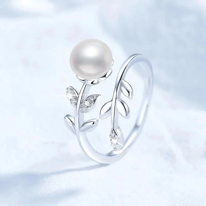 Diamond Leaves Pearls Ring