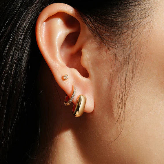 Gold Mini U-Shaped Huggie Hoop Earrings E067-08G