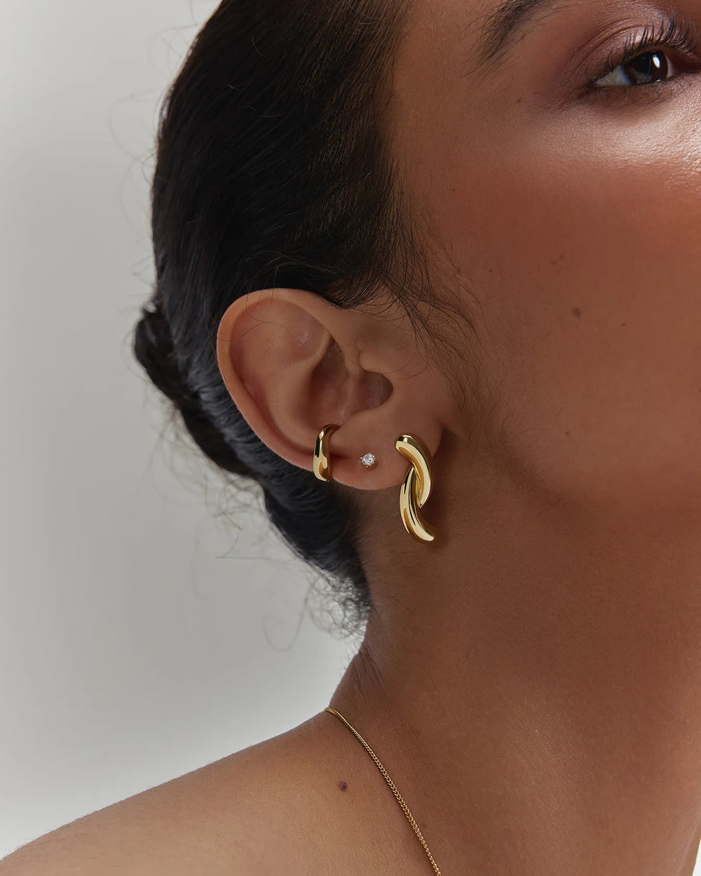 Ania Haie Swan Lake Gold Twist Stud Earrings E077-05G